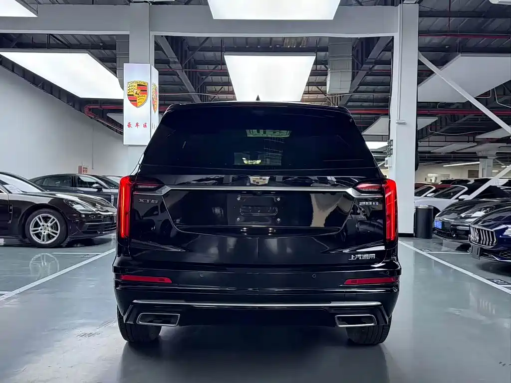 Cadillac XT6 2022 — фото 20