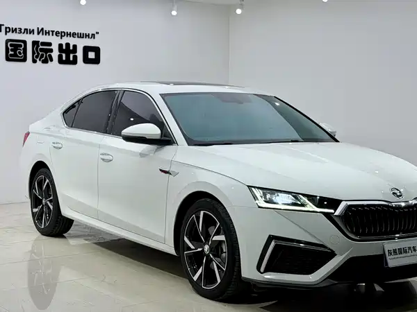 Skoda Octavia 2023