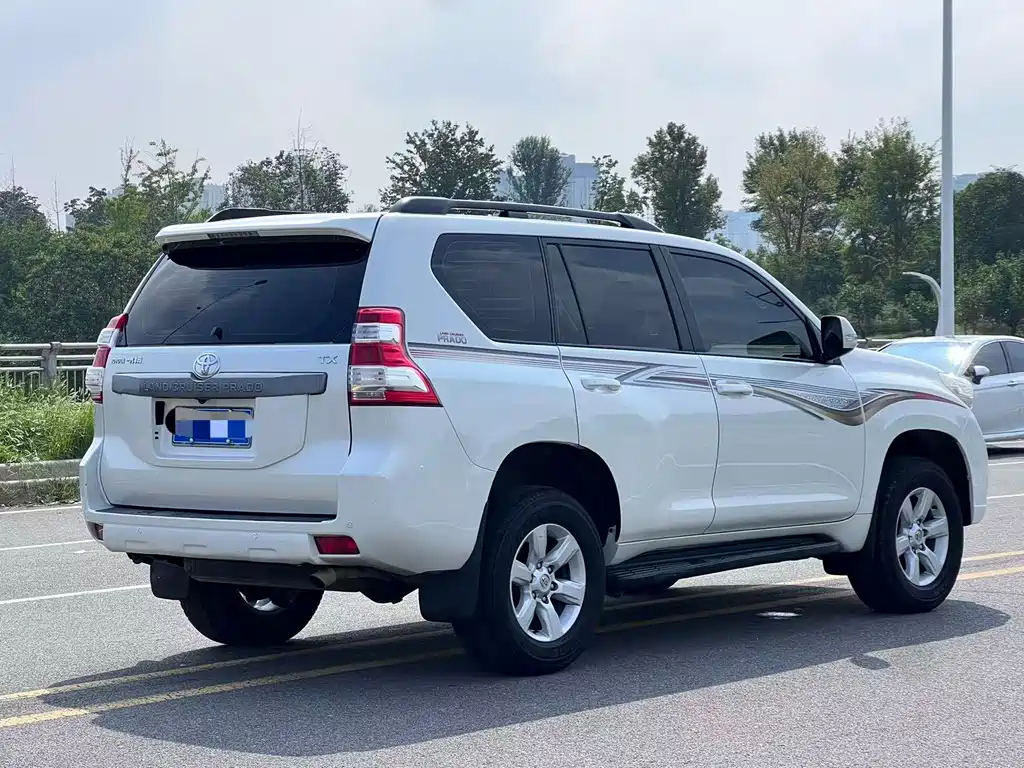 Toyota Prado 2017 — фото 5