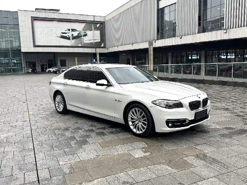 BMW 5 Series 2015