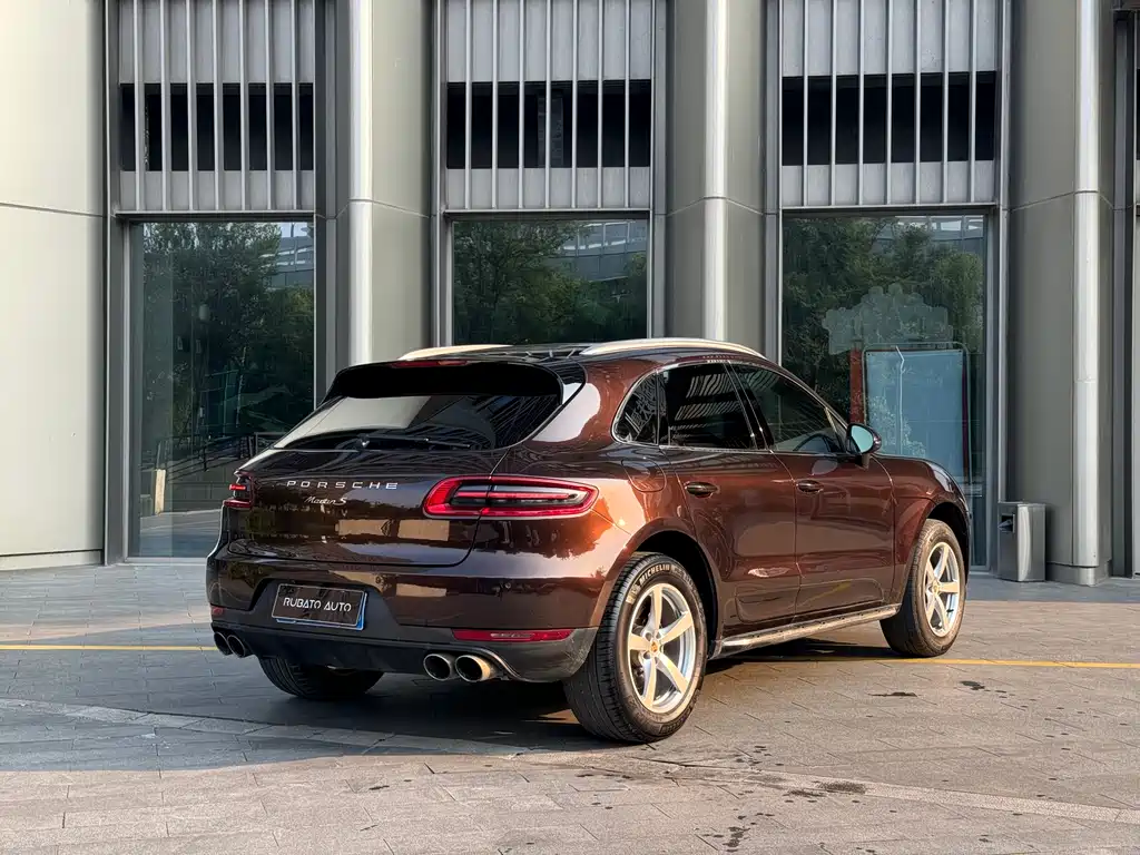 Porsche Macan 2015