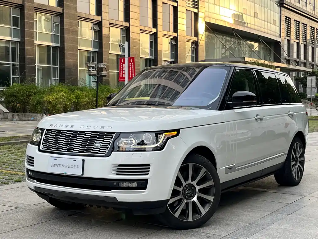 Land Rover Range Rover 2015 — фото 1