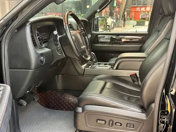Lincoln Navigator 2018
