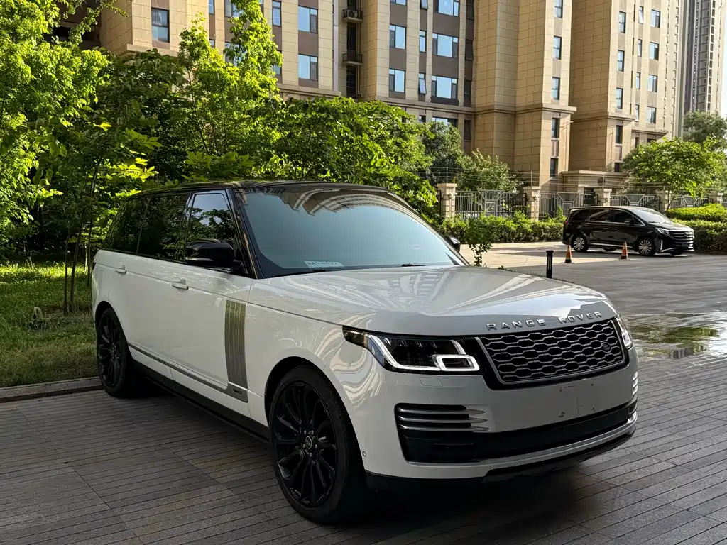 Land Rover Range Rover 2022 — фото 4