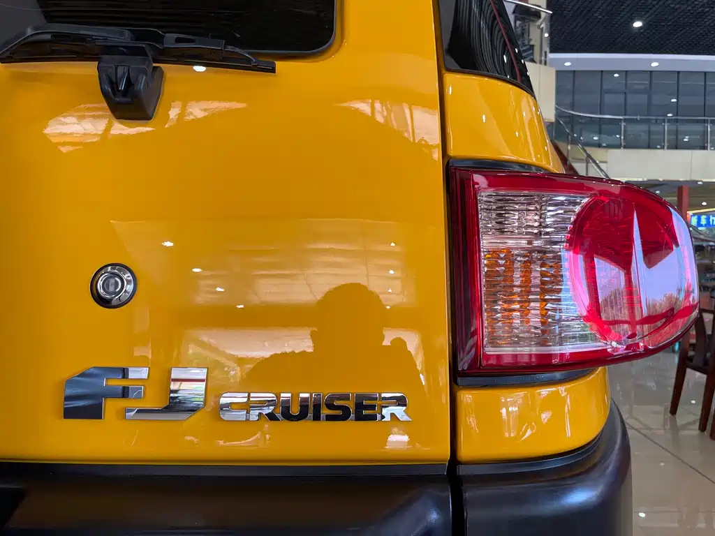 Toyota FJ Cruiser 2019 — фото 7