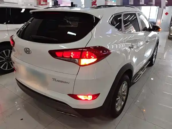 Hyundai Tucson 2015