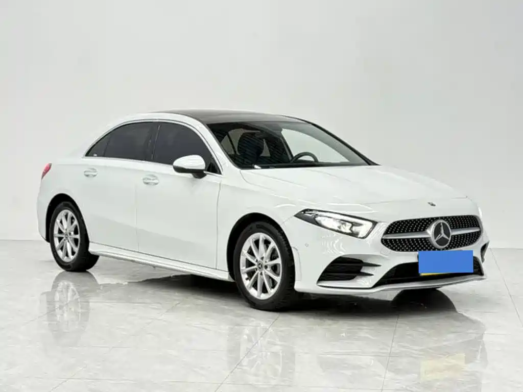 Mercedes-Benz A-Class 2020 — фото 5