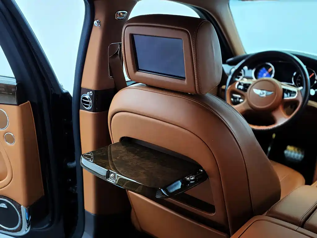 Bentley Mulsanne 2012 — фото 40