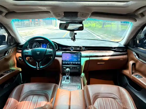 Maserati Quattroporte 2014