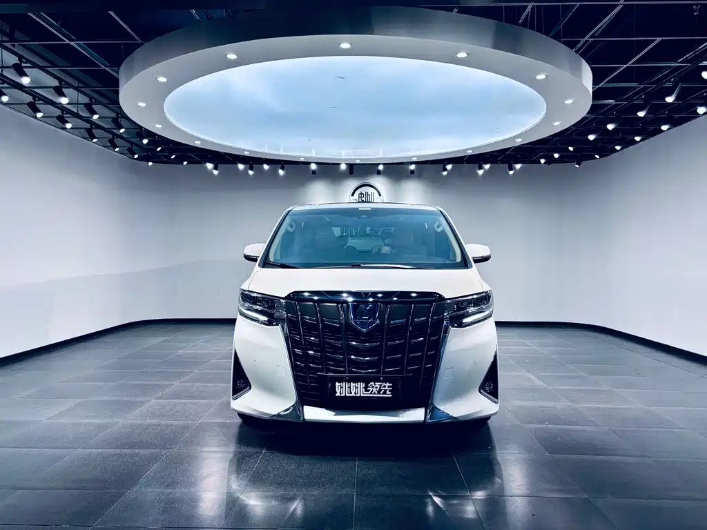 Toyota Alphard 2021 — фото 2