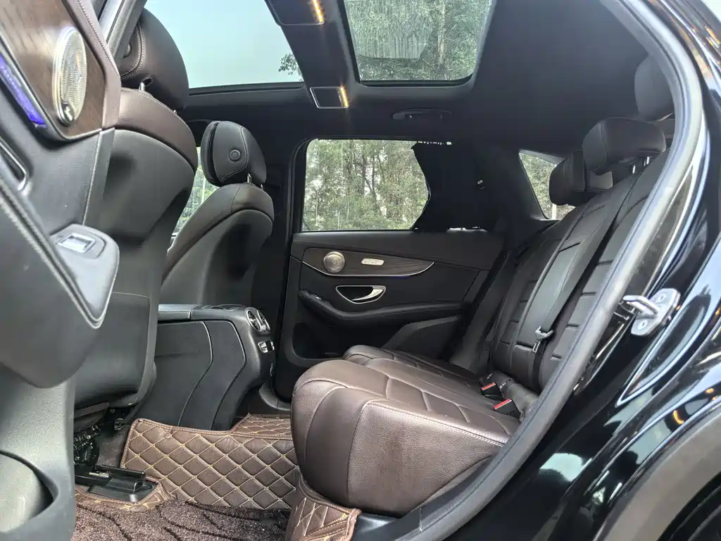 Mercedes-Benz GLC 2022 — фото 10