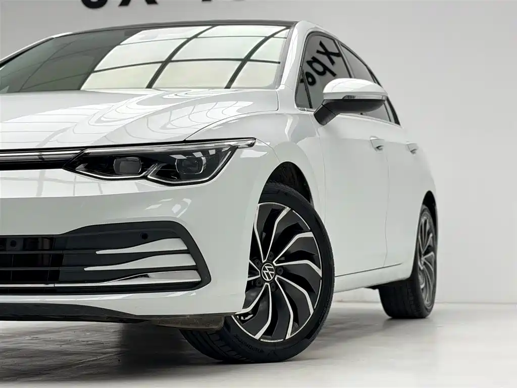 Volkswagen Golf 2022
