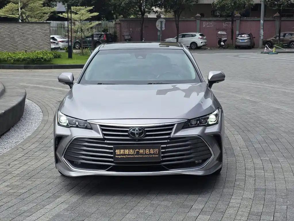 Toyota Avalon 2019 — фото 2