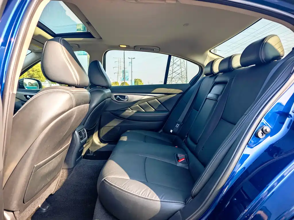 Infiniti Q50L 2019 — фото 10
