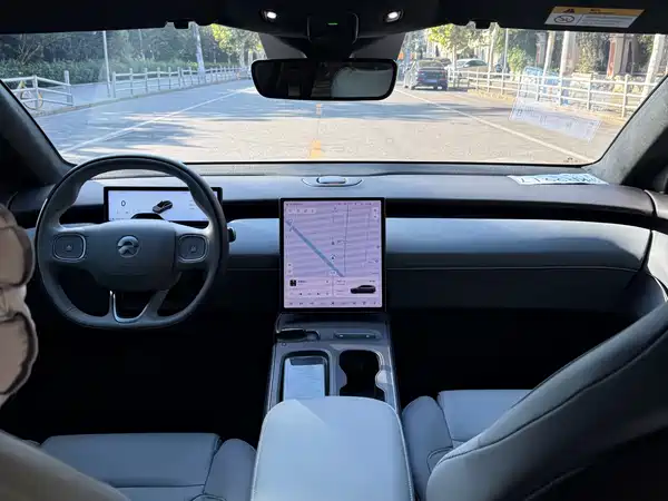 NIO ET5T 2023