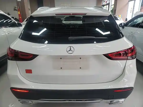 Mercedes-Benz GLA 2023