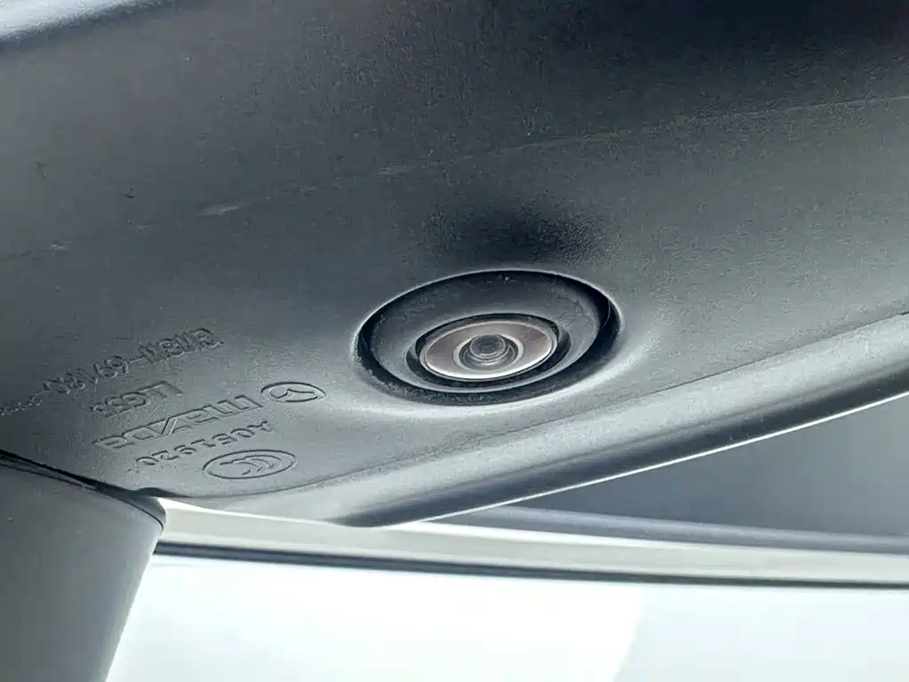 Mazda CX-4 2023 — фото 16