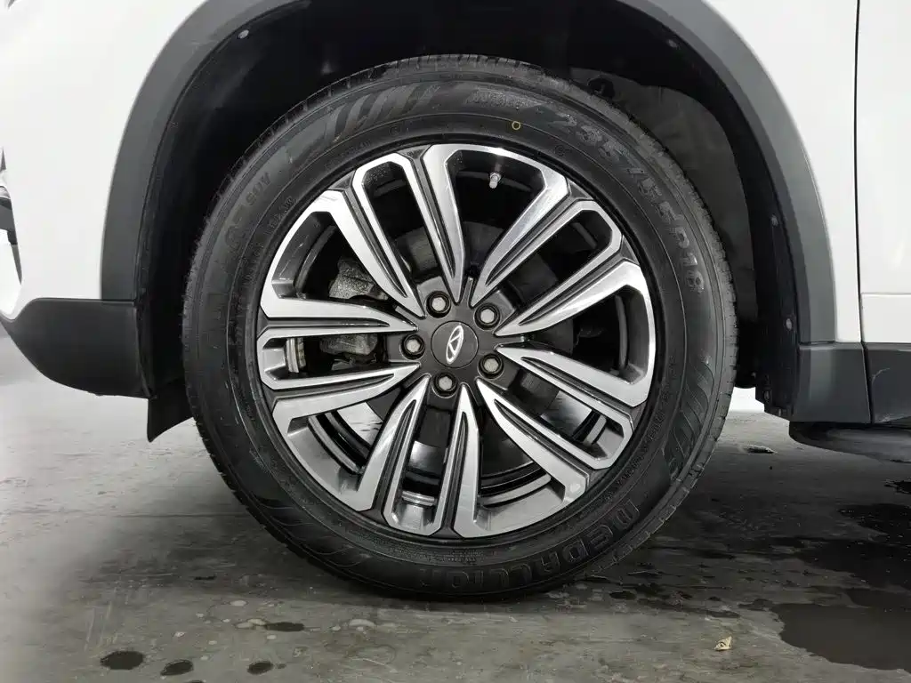Chery Tiggo 8 2021 — фото 17