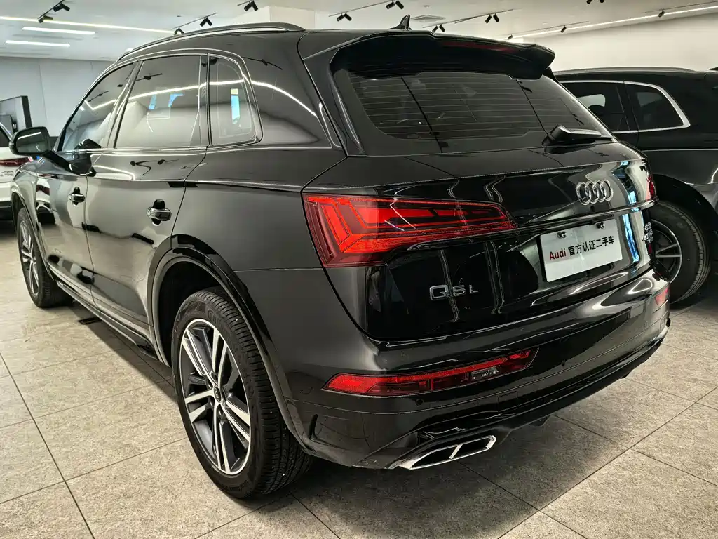 Audi Q5L 2024 — фото 7