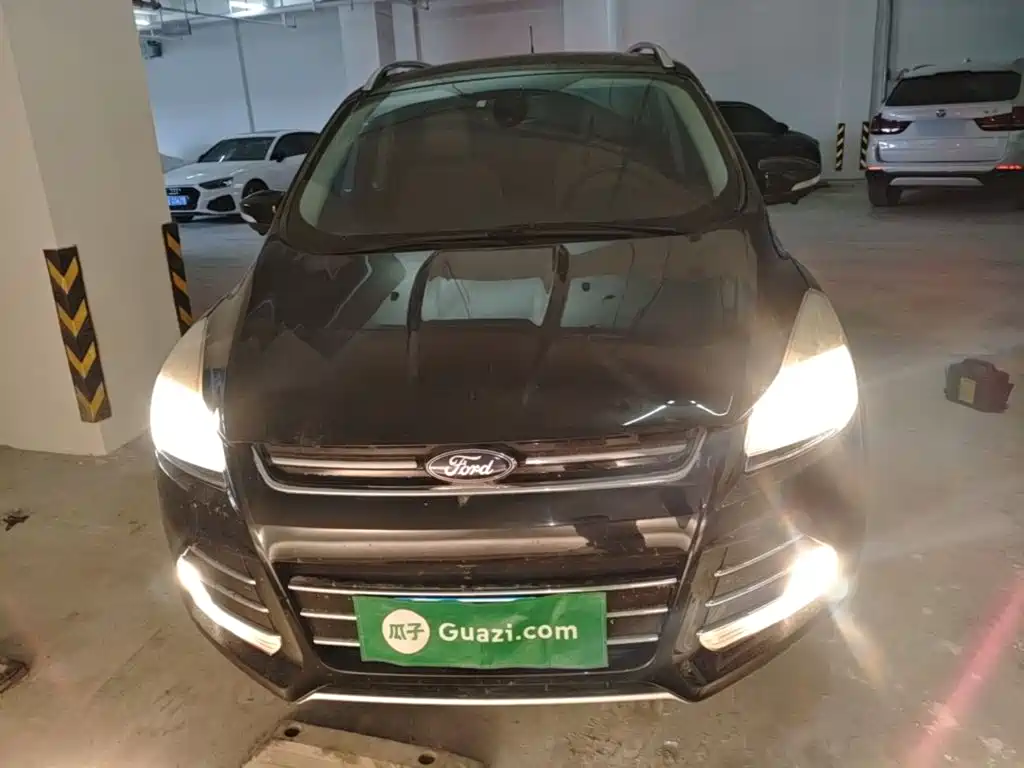 Ford Kuga 2015 — фото 3