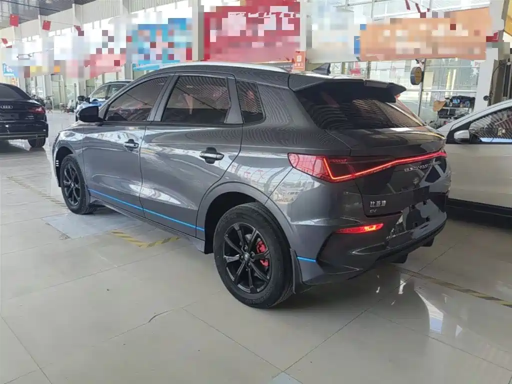 BYD e2 2021
