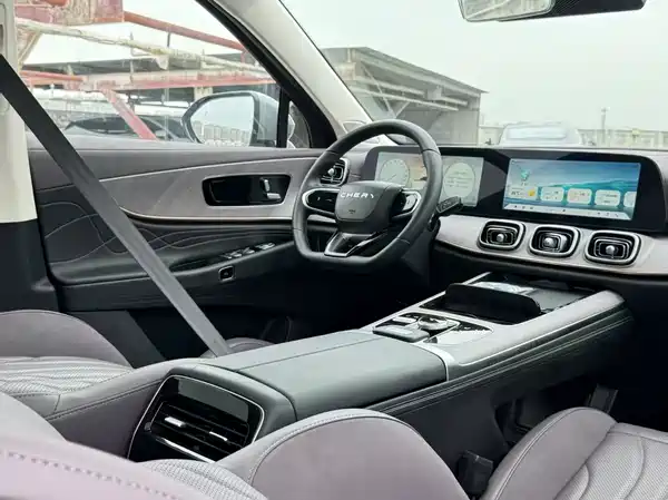 Chery Tiggo 9 C-DM 2025