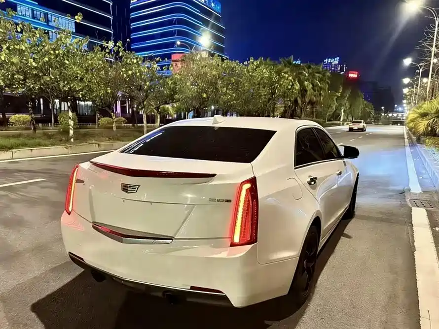 Cadillac ATS-L 2018 — фото 2