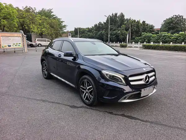 Mercedes-Benz GLA 2016