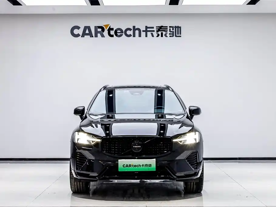 Volvo XC60 PHEV 2024