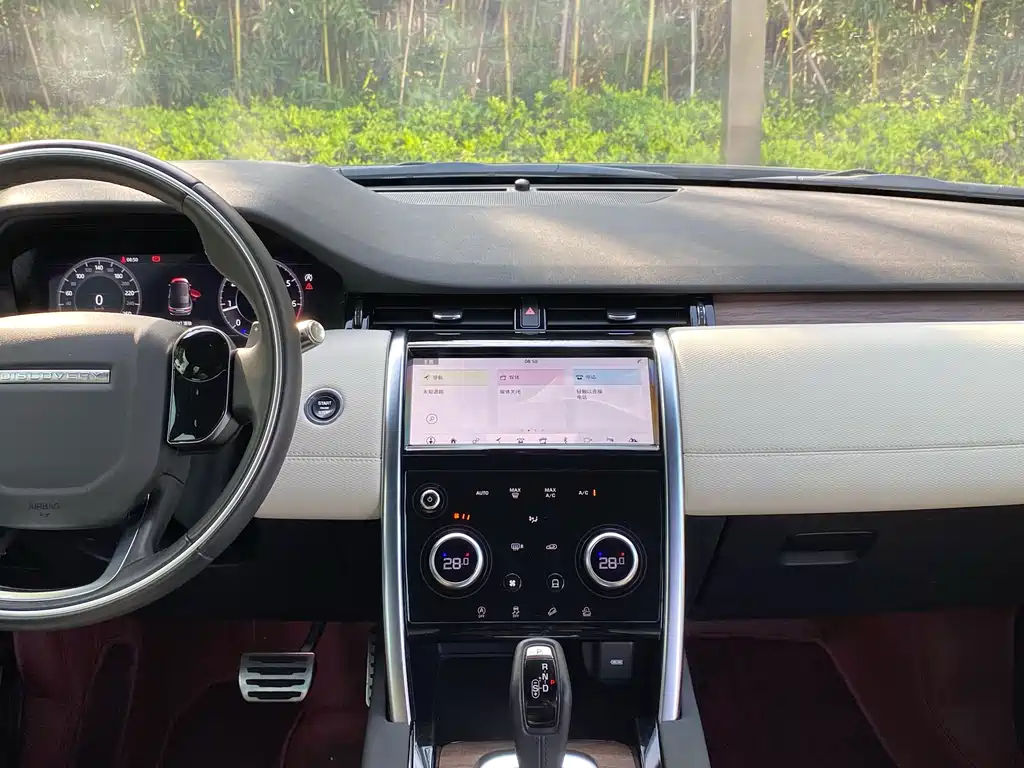 Land Rover Discovery Sport 2021 — фото 16