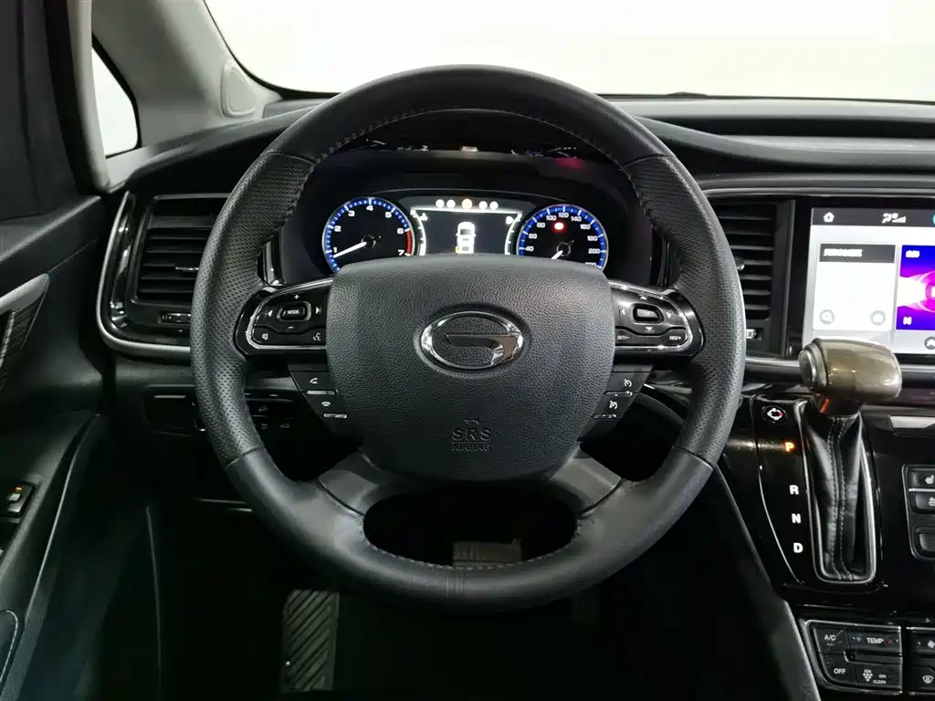GAC Motor Trumpchi M8 2020 — фото 11