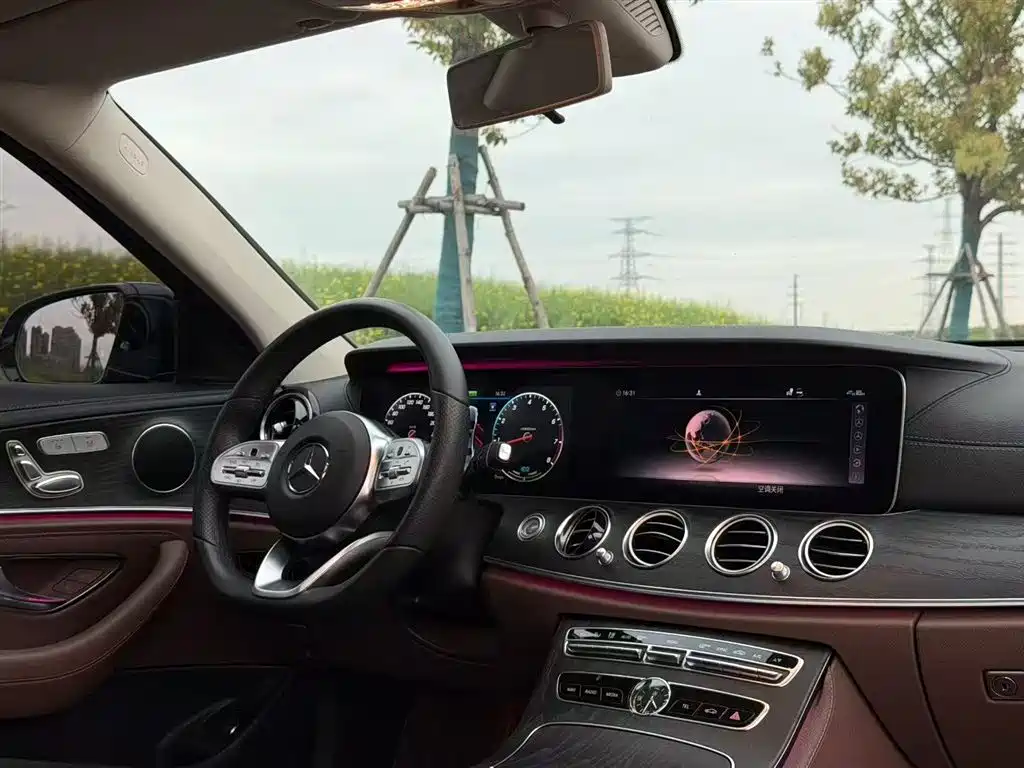 Mercedes-Benz E-Class 2019 — фото 5