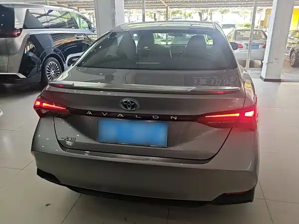 Toyota Avalon 2019