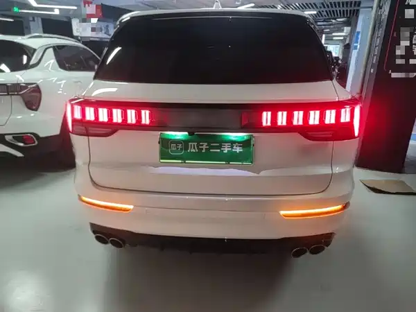 Lynk & Co 09 EM-P 2022