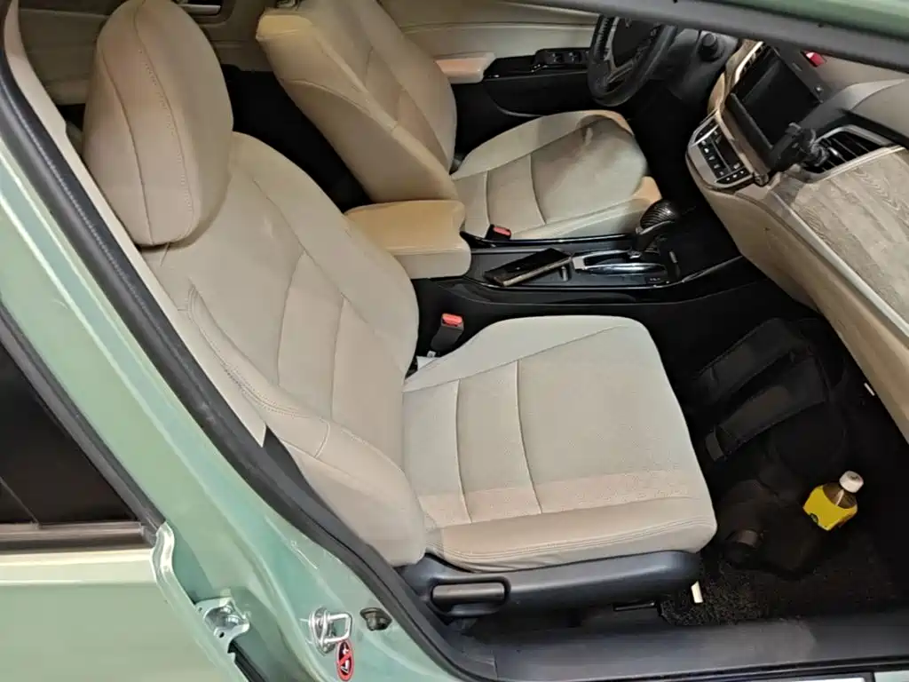Honda Jade 2017 — фото 25