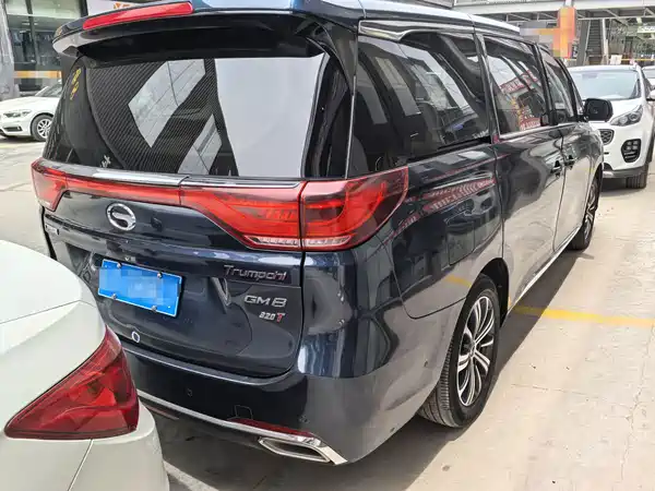 GAC Trumpchi M8 2018