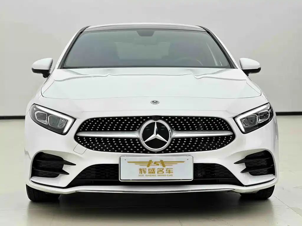 Mercedes-Benz A-Class 2022 — фото 4