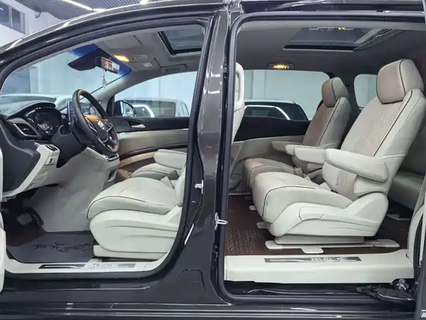 Buick GL8 2021
