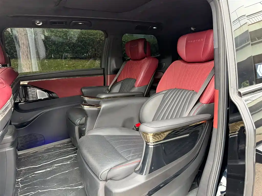 GAC Motor Trumpchi M8 2024 — фото 10