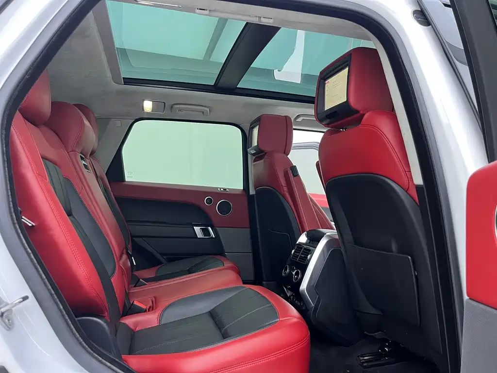 Land Rover Sport 2018 — фото 20