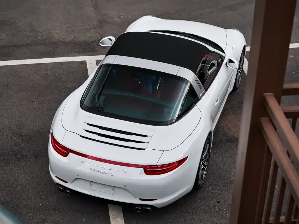Porsche 911 2015 — фото 10