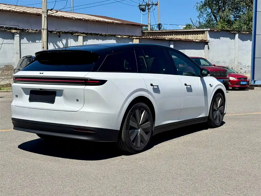 Li Auto i6 2026