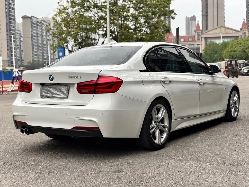 BMW 3 Series 2018