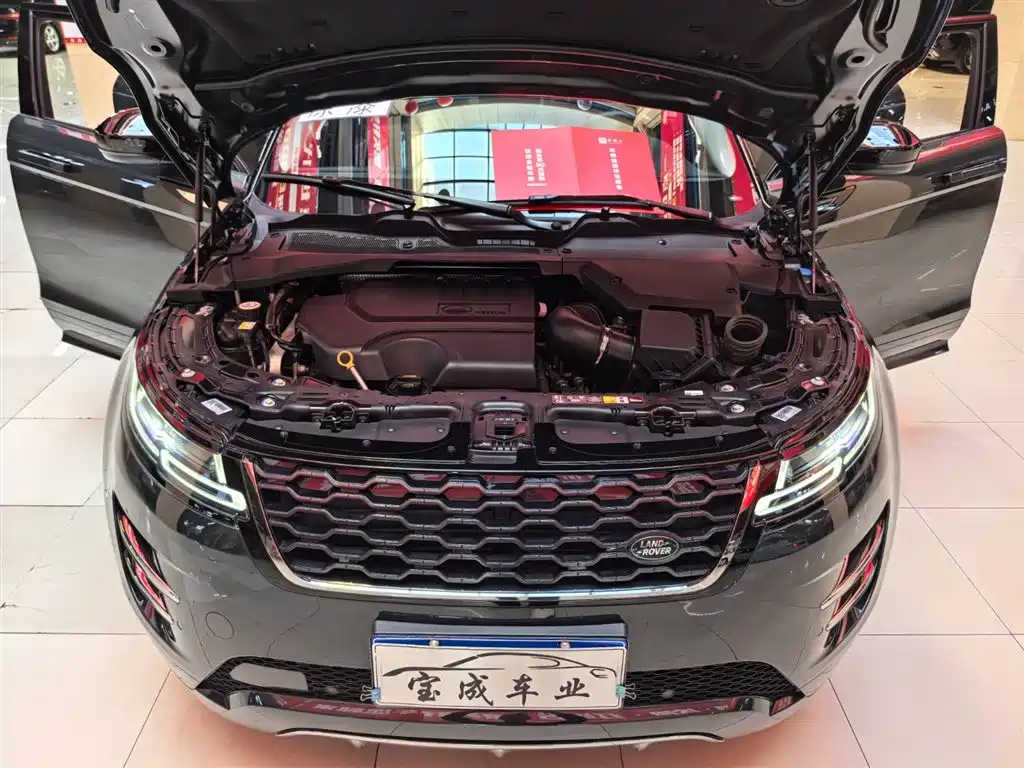 Land Rover Evoque 2021 — фото 22
