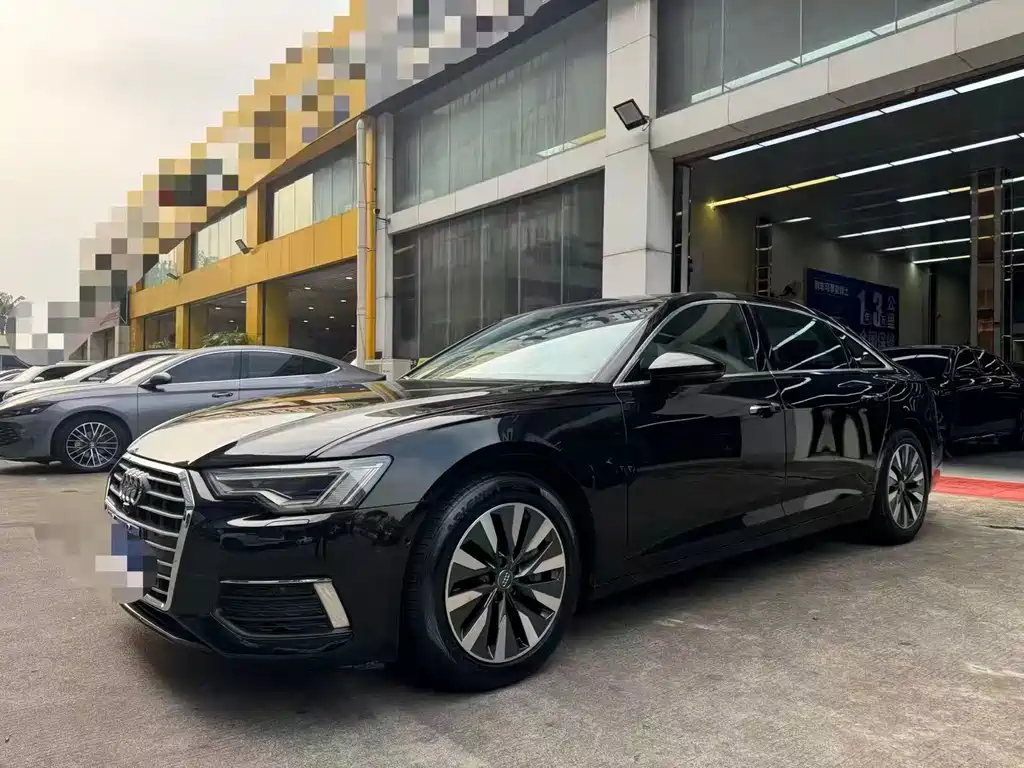Audi A6L 2021 — фото 1