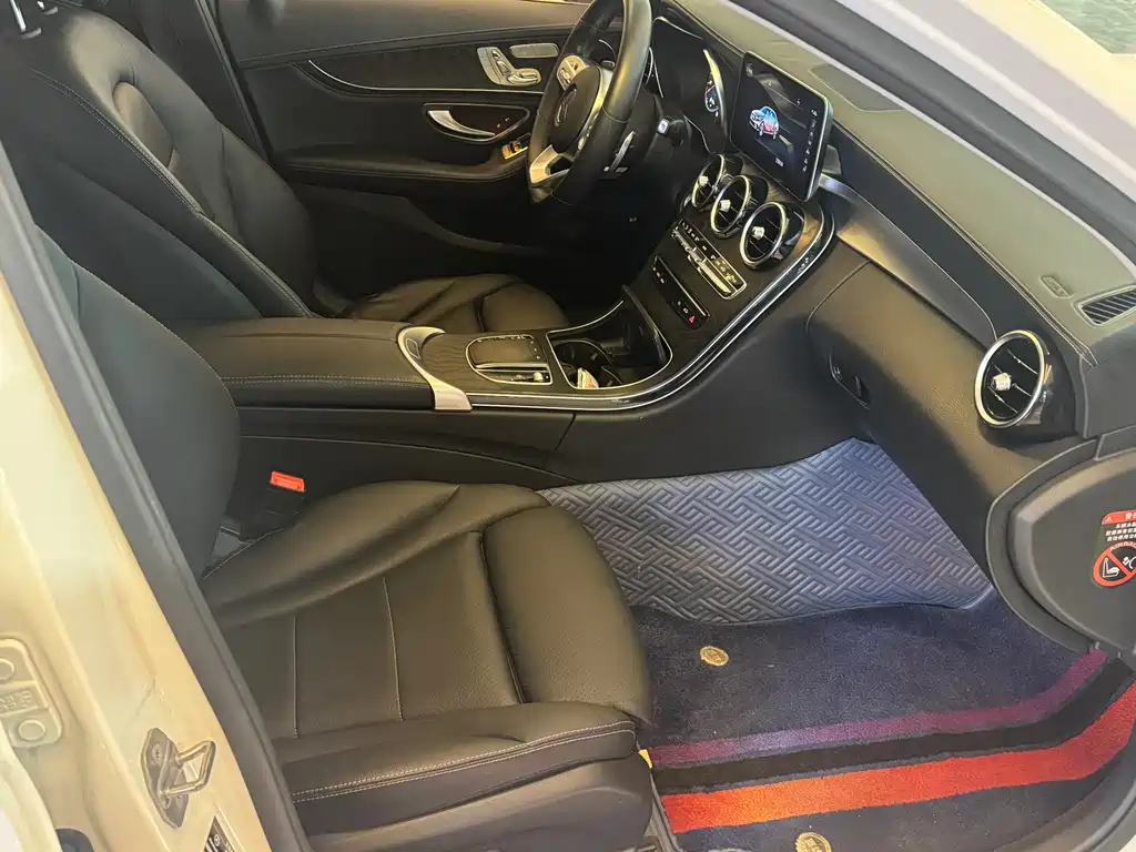 Mercedes-Benz C-Class 2019 — фото 13