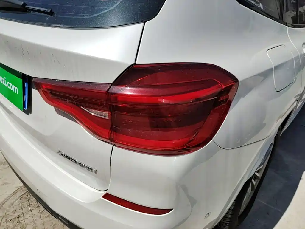 BMW X3 2018 — фото 8