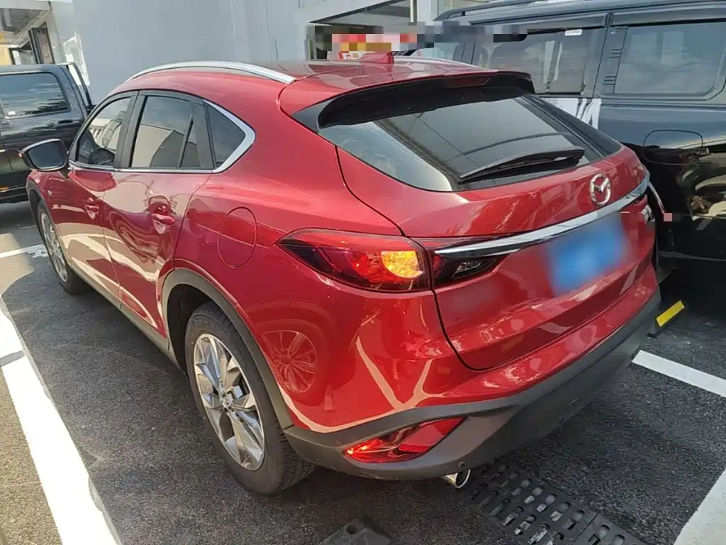 Mazda CX-4 2018 — фото 5