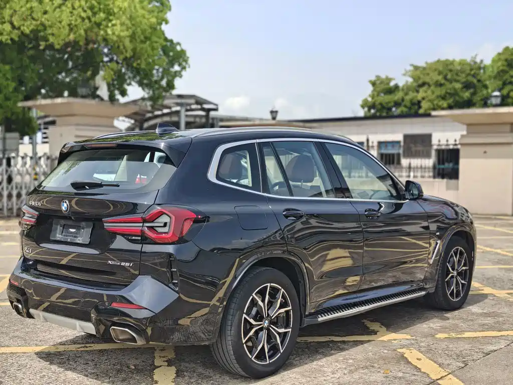 BMW X3 2022 — фото 11