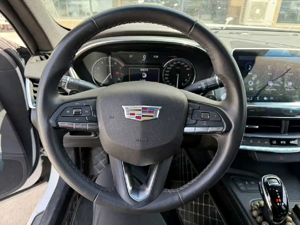 Cadillac CT5 2021 — фото 12